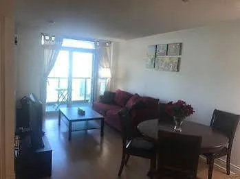 Hotel Kashaneh Guest House - 25 Greenview Toronto