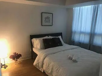 Kashaneh Guest House - 25 Greenview Toronto Canada